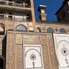 برجهای دوقلوی سنتی باستانی تهران در شهری کویری در ایران، معماری تاریخی قاجار، سلطنت ایرانی، نمای موزاییک تزئینی، فواره، باغ، برکه، بنای سلطنتی، مقصد گردشگری، بازدیدکنندگان، ویدیوی