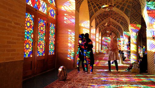 mrmiix.com_ famous rainbow Nasir-al-Molk mosque