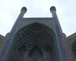 mrmiix.com_famous mosque of Isfahan