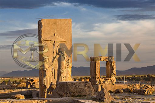 mrmiix.com_Persian reliefs at the sunset
