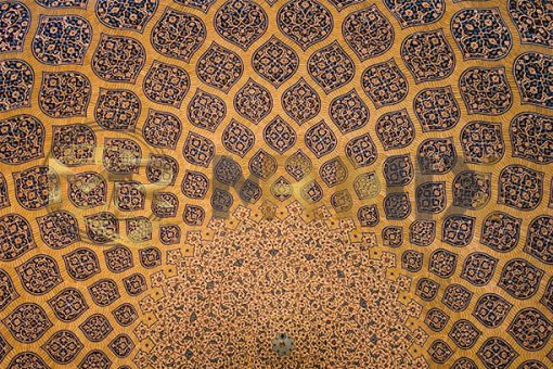 mrmiix.com_ceiling of a mosque in Isfahan